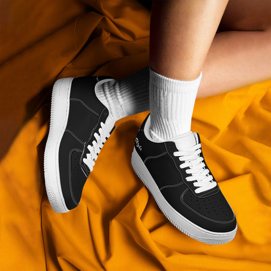 SF_F8 Lucky Low Top Unisex Sneaker